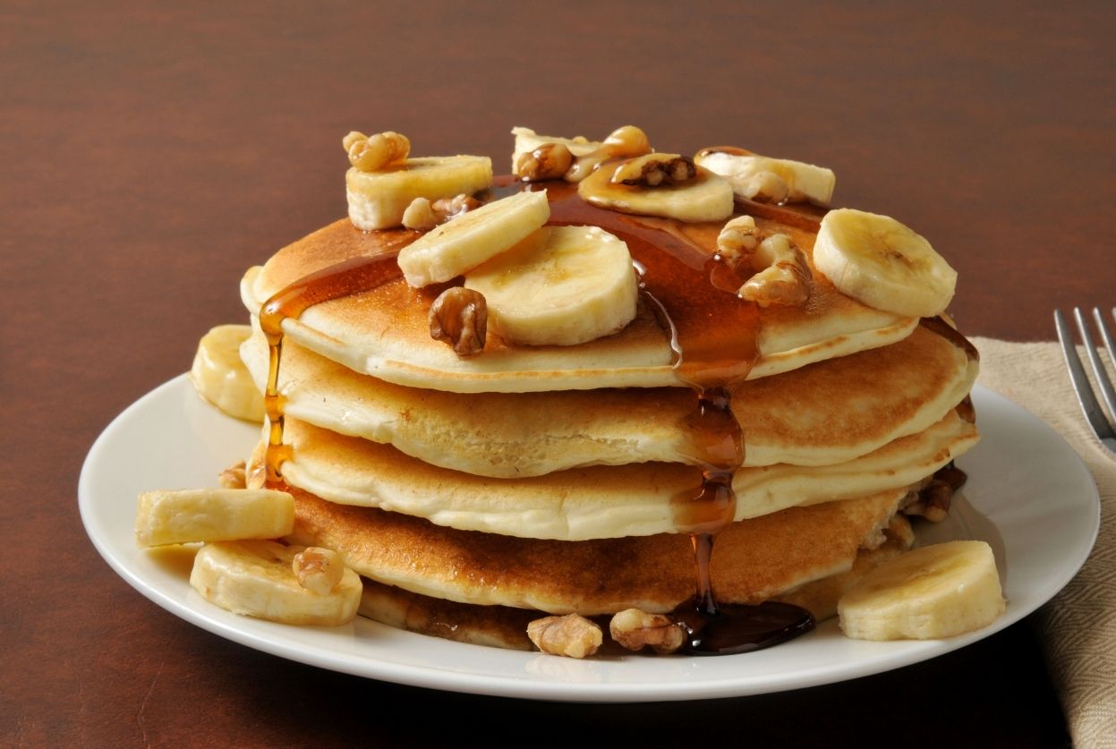 Pancakes banane moelleux : Recette facile & 5 déclinaisons