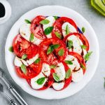 Salade tomate mozzarella : La vraie recette en 10 min
